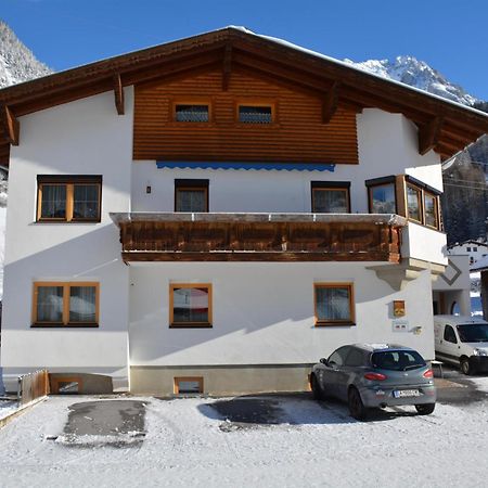 Appartamento Haus Schimpfoessl Flirsch Esterno foto