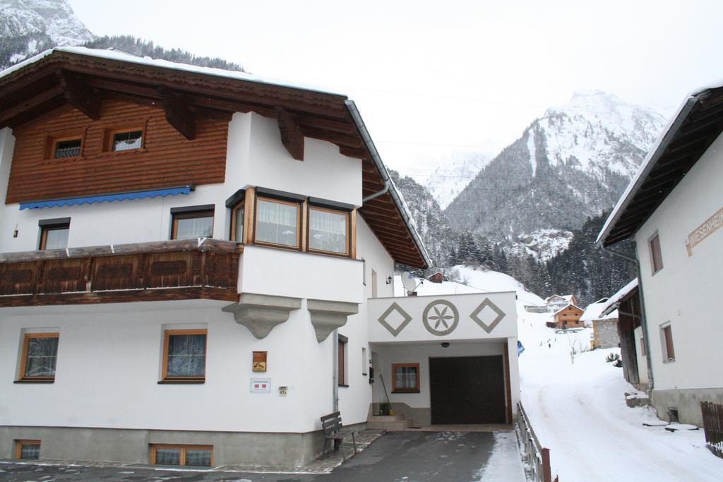 Appartamento Haus Schimpfoessl Flirsch Esterno foto
