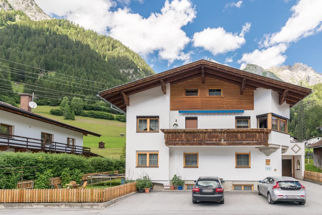 Appartamento Haus Schimpfoessl Flirsch Esterno foto